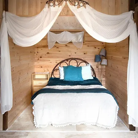La Maison Du Jardin Interieur Nature Immersion Πανσιόν Drulhe